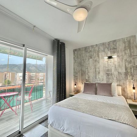 Lafrenchtouch - Coqueto Estudio Terraza Con Vistas Torremolinos Eksteriør billede