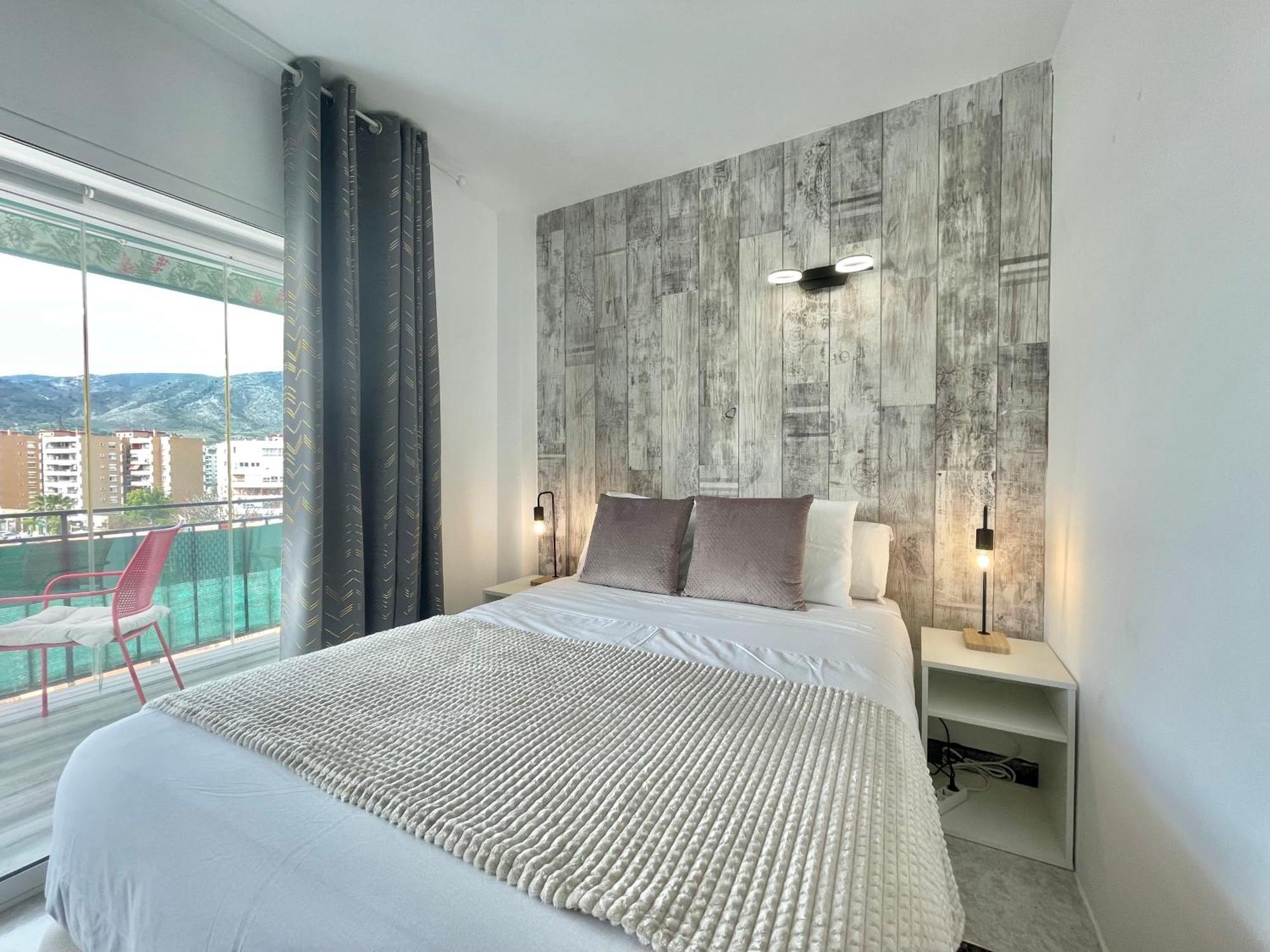 Lafrenchtouch - Coqueto Estudio Terraza Con Vistas Torremolinos Eksteriør billede